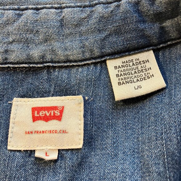 Men's Levi's Denim Shirt Size L - Picture 2 of 5